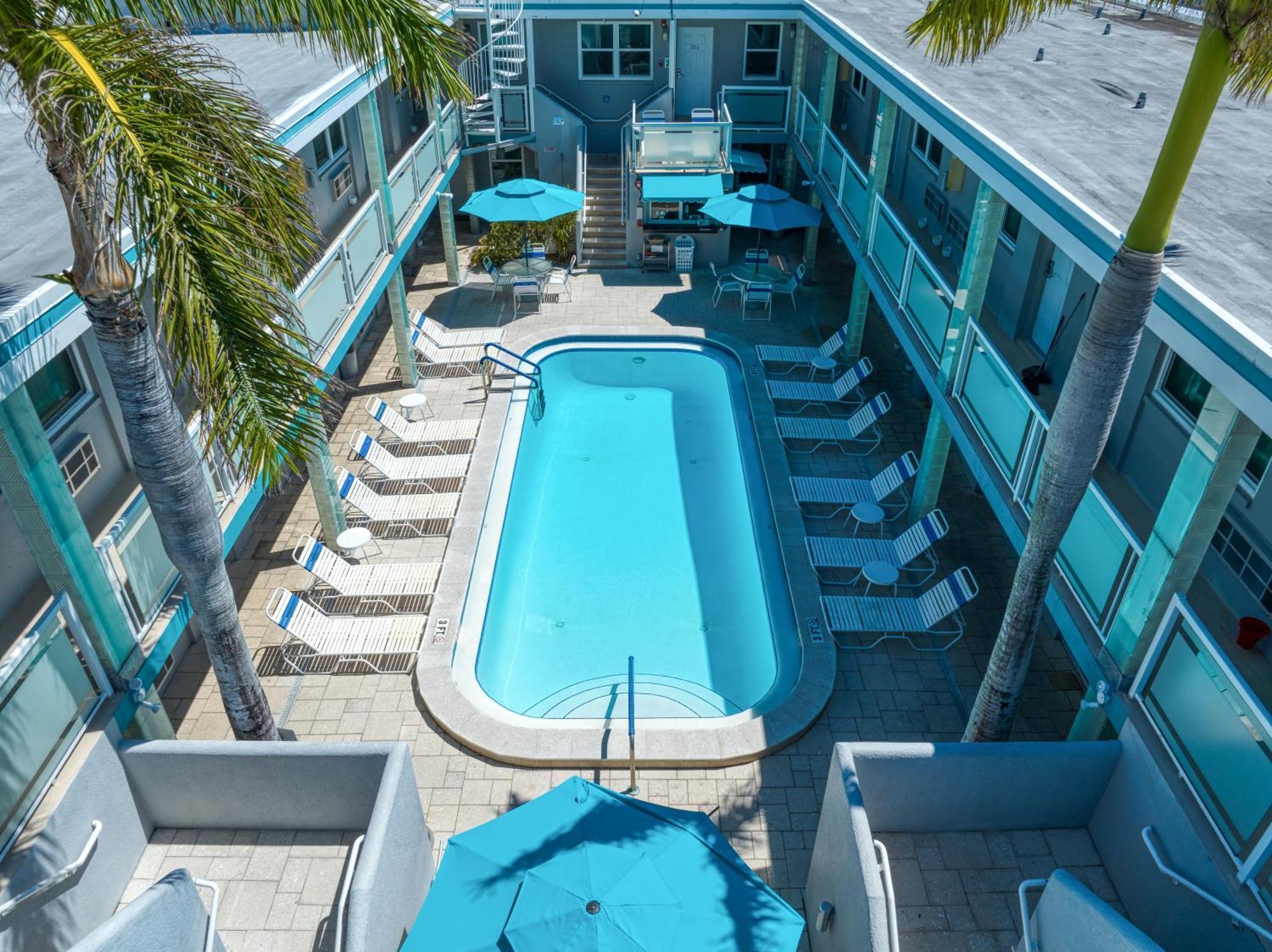 Camelot Beach Suites Clearwater Beach Dış mekan fotoğraf