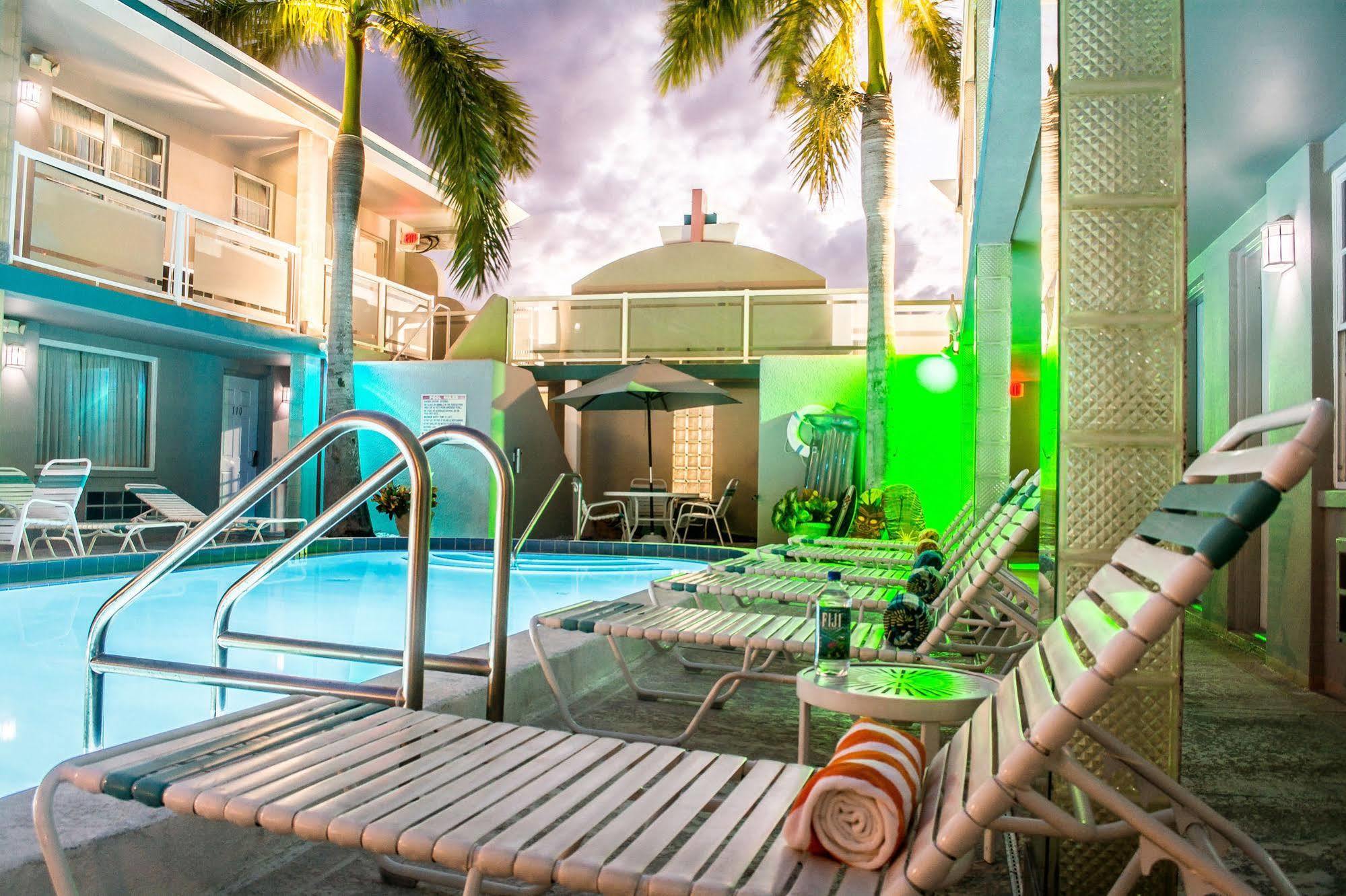 Camelot Beach Suites Clearwater Beach Dış mekan fotoğraf