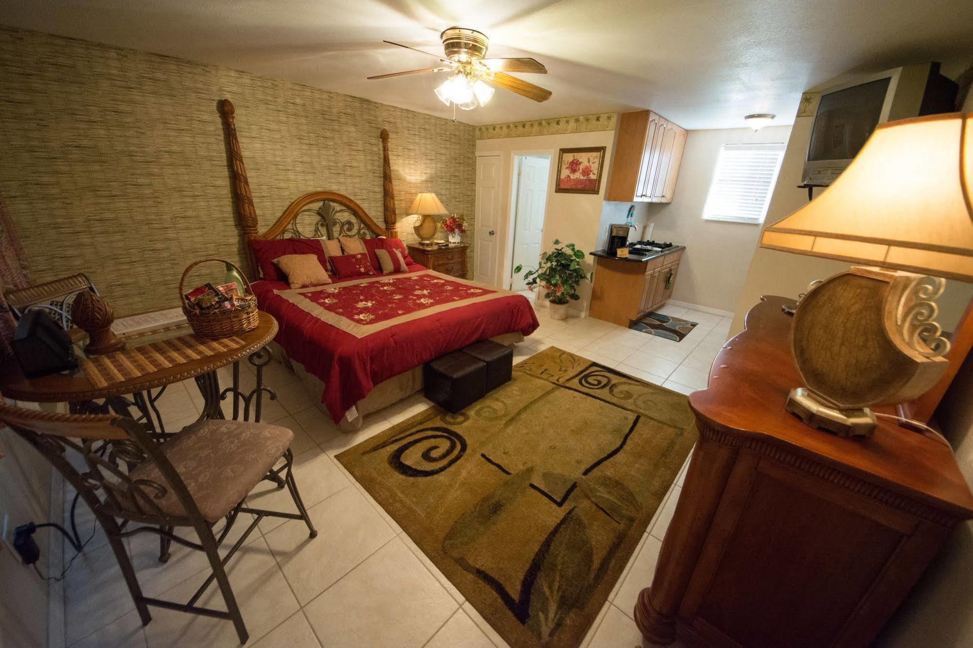 Camelot Beach Suites Clearwater Beach Dış mekan fotoğraf