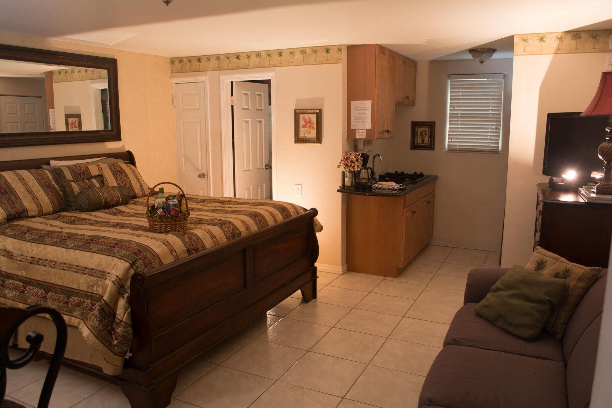 Camelot Beach Suites Clearwater Beach Dış mekan fotoğraf