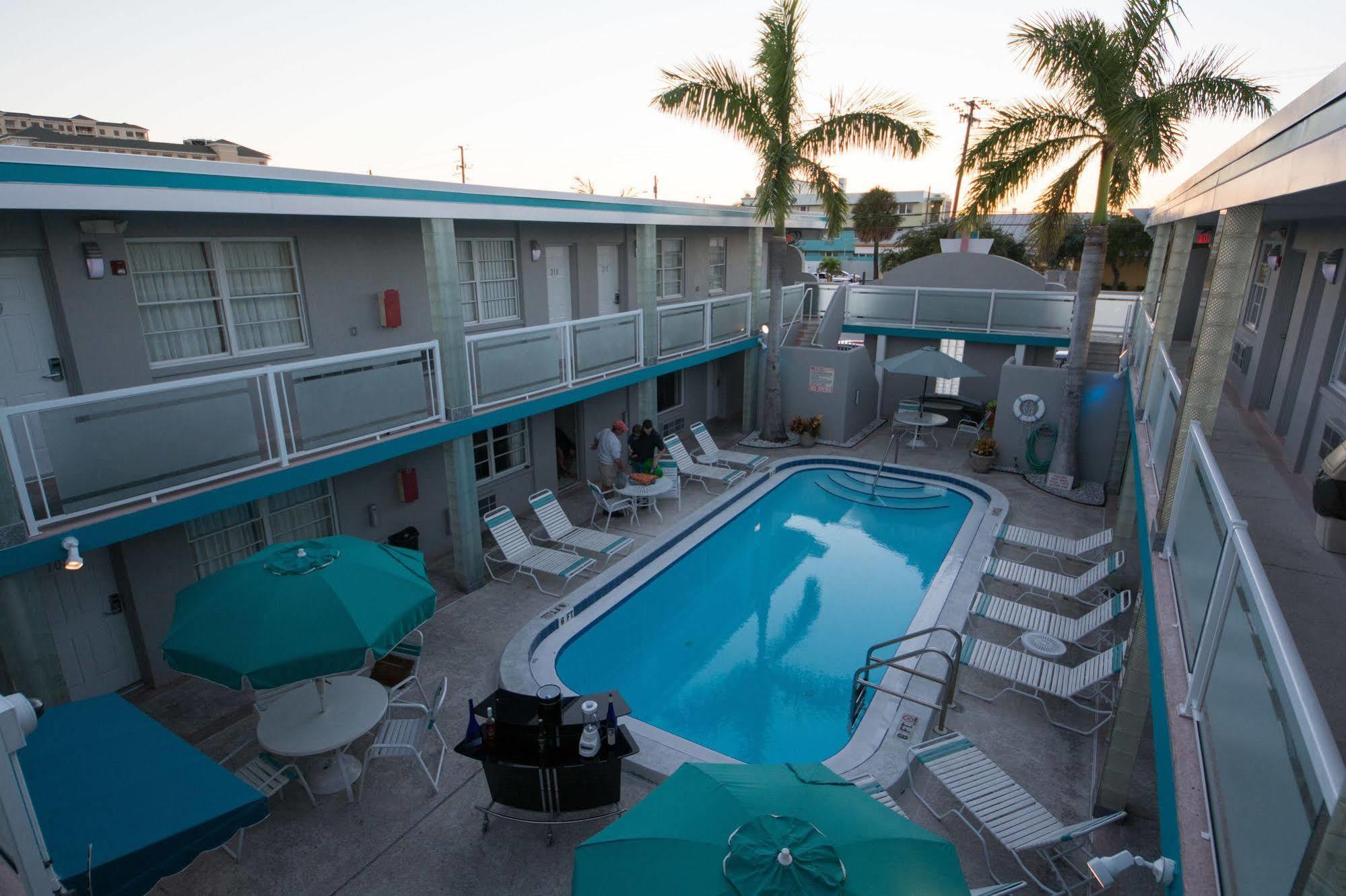 Camelot Beach Suites Clearwater Beach Dış mekan fotoğraf