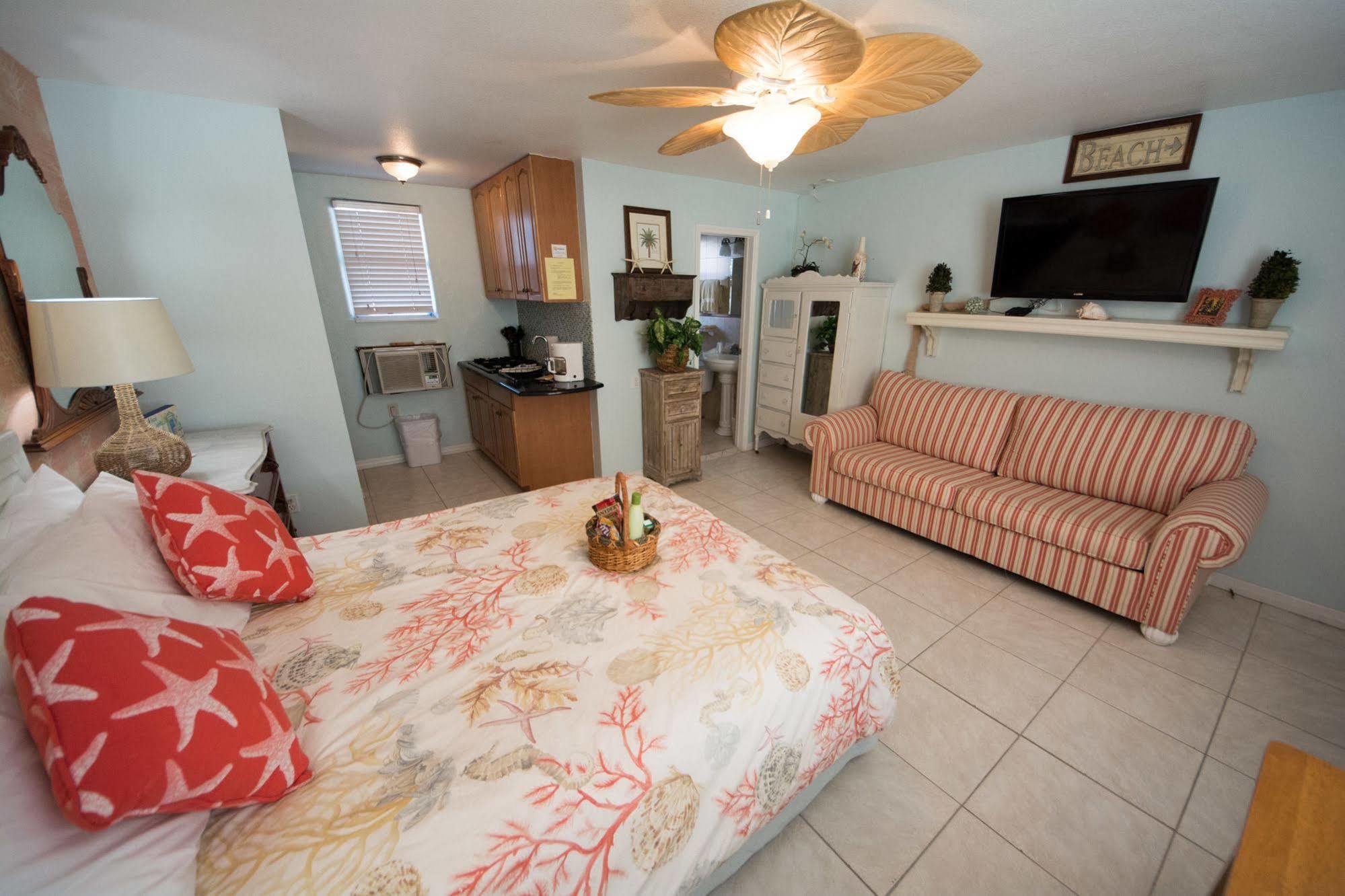 Camelot Beach Suites Clearwater Beach Dış mekan fotoğraf
